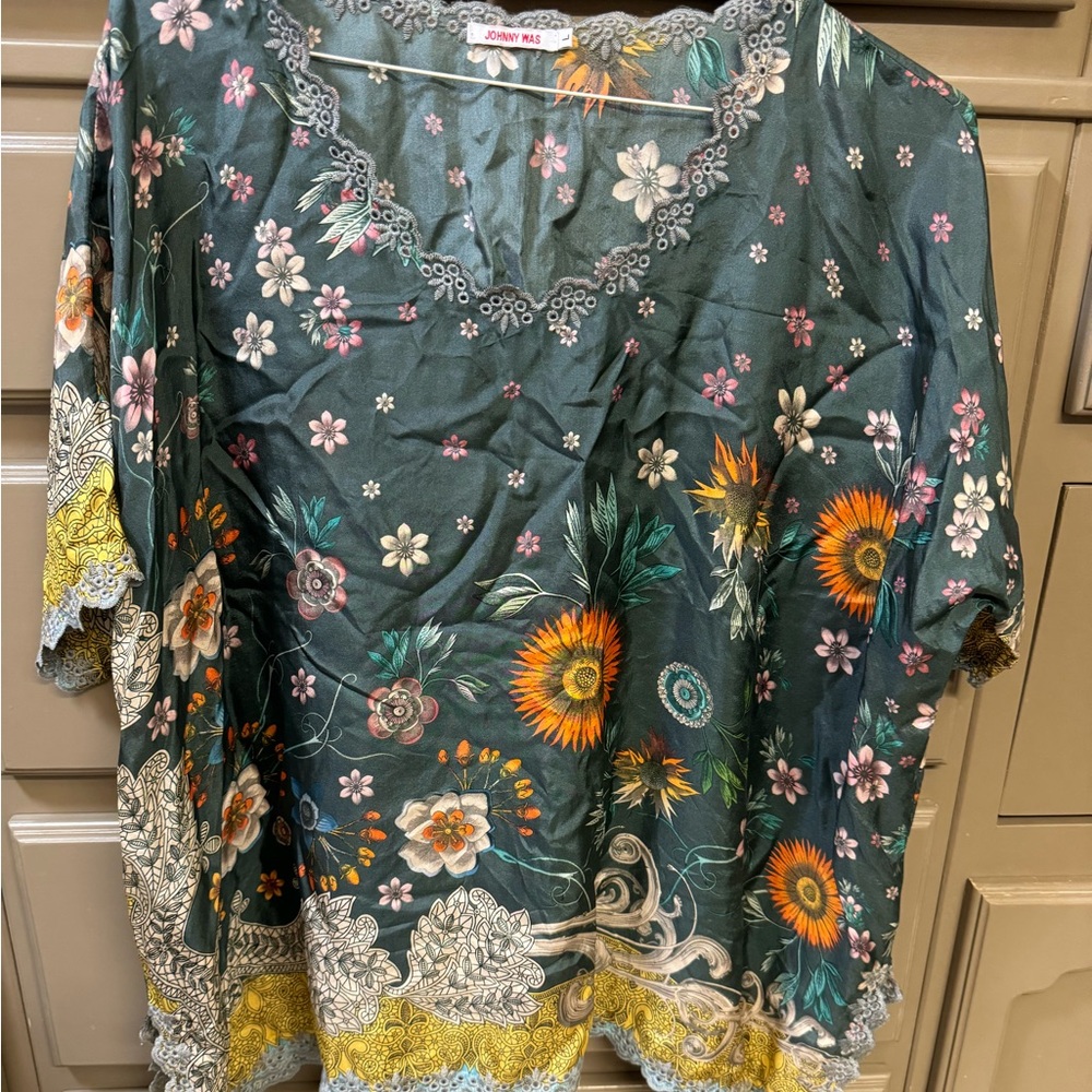 Johnny Was Women’s Blouse Size Large